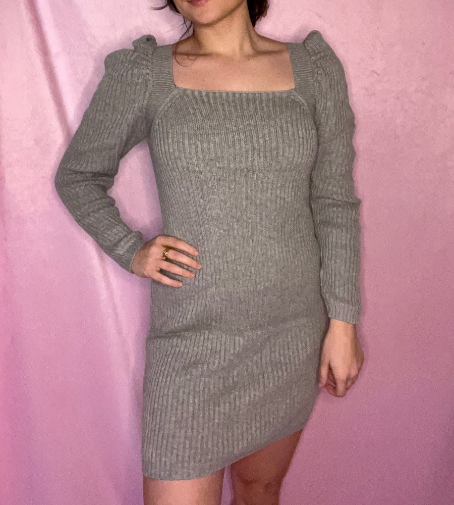 Puff sleeve sweater dress